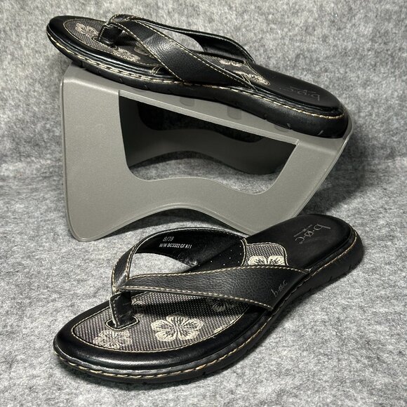 BOC Born Flip Flops - Women’s Size 8 - Black Floral Sandals - Picture 1 of 12